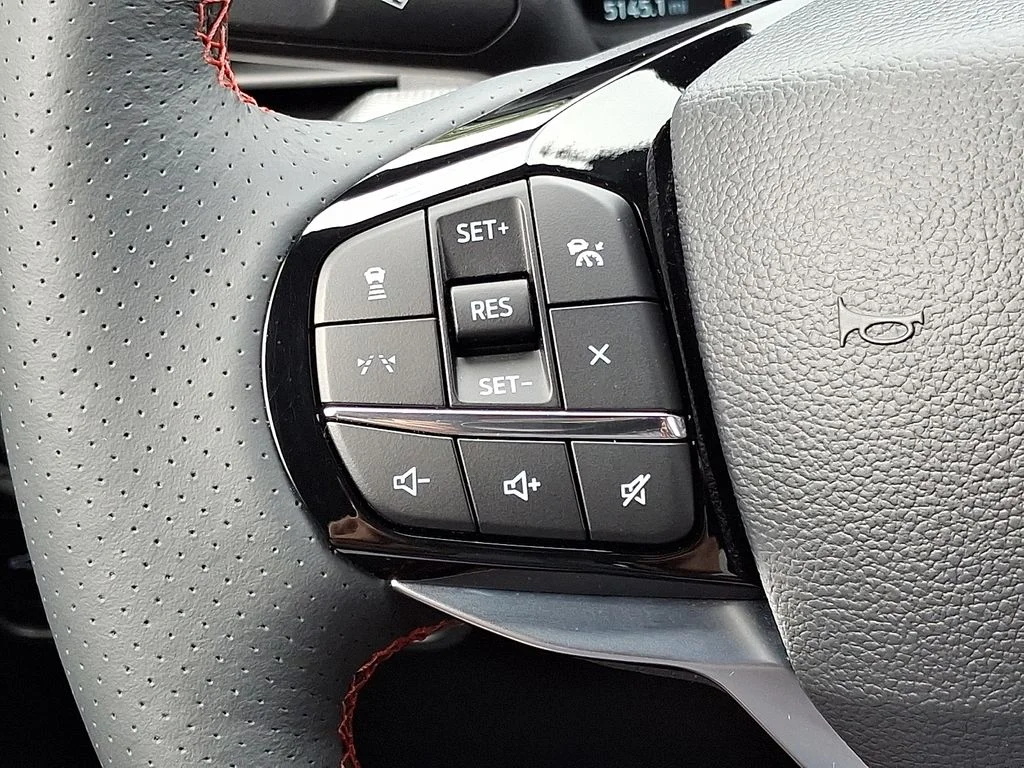 2026 Ford Explorer ST-Line - Photo 21