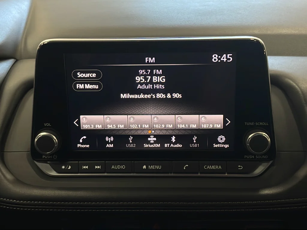 Used 2024 Gray Nissan S image 14