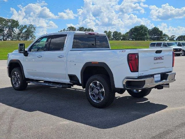 New 2026 Summit White GMC SLT image 3