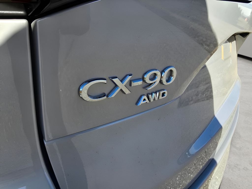 Used 2025 Platinum Quartz Mazda Premium Sport image 9