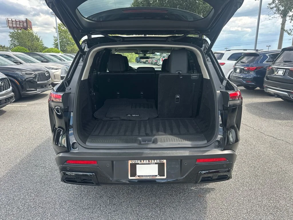 Used 2024 Black INFINITI PURE image 15