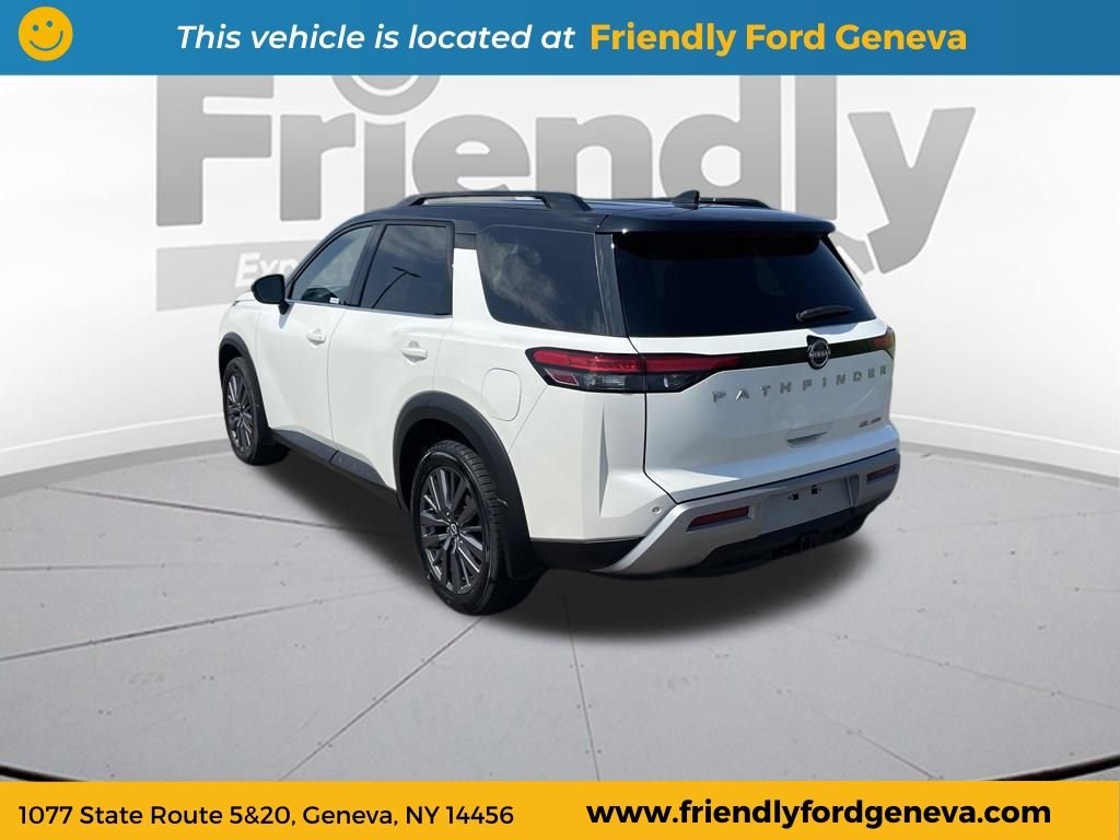Used 2023 White Nissan SL image 7