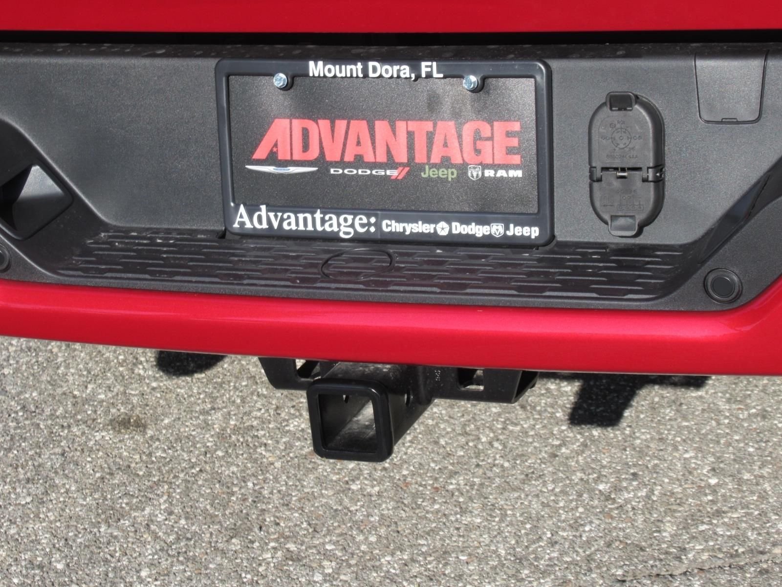 New 2026 Molten Red Pearl-Coat Exterior Paint RAM Laramie image 9