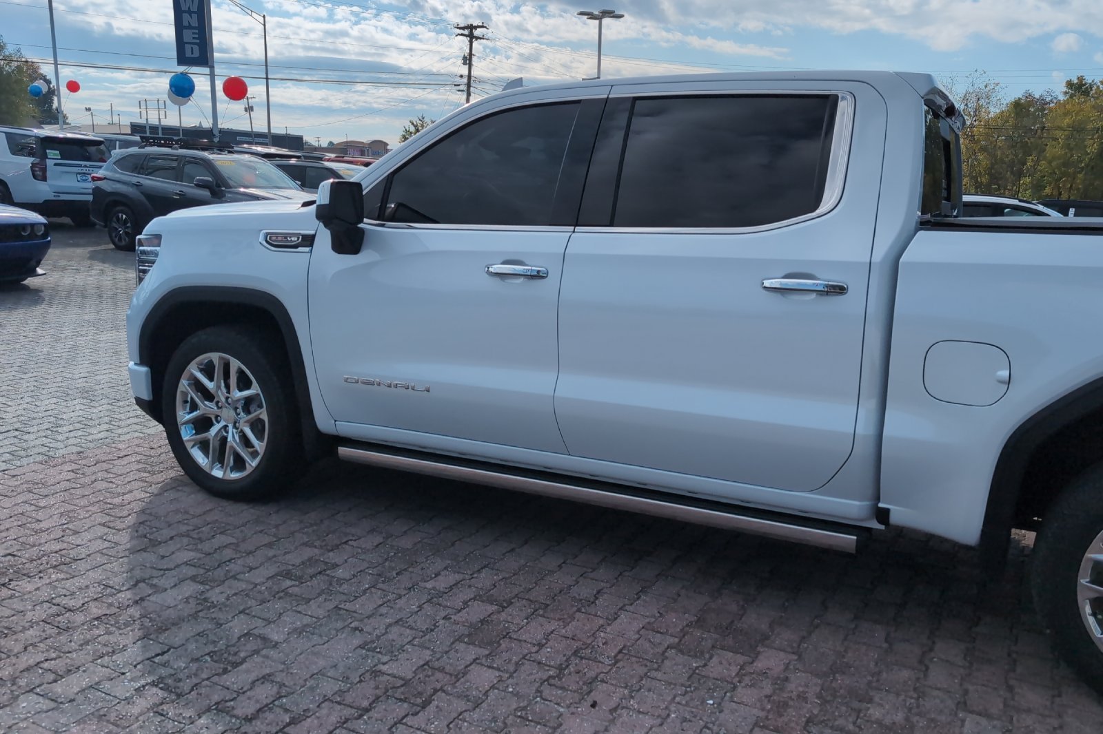 Used 2026 Glacier White Tricoat GMC Denali image 7