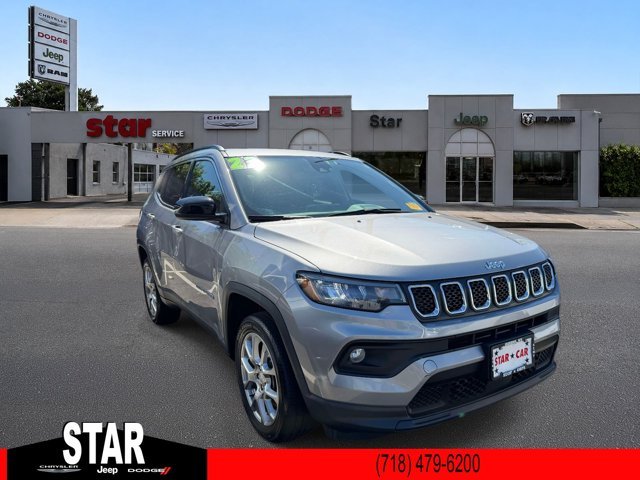 2023 Jeep Compass Latitude Lux