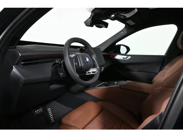 New 2027 Vancouver Green Metallic BMW 40 xDrive image 14