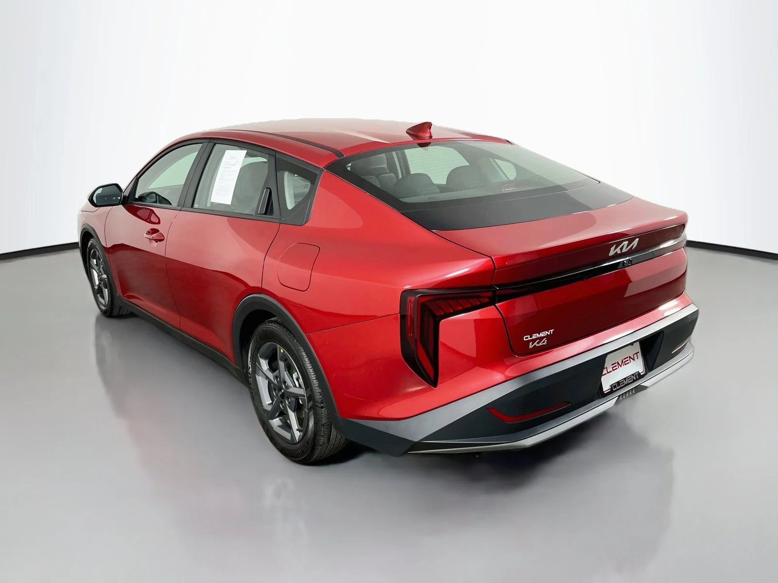 Used 2025 Red Kia LXS image 8