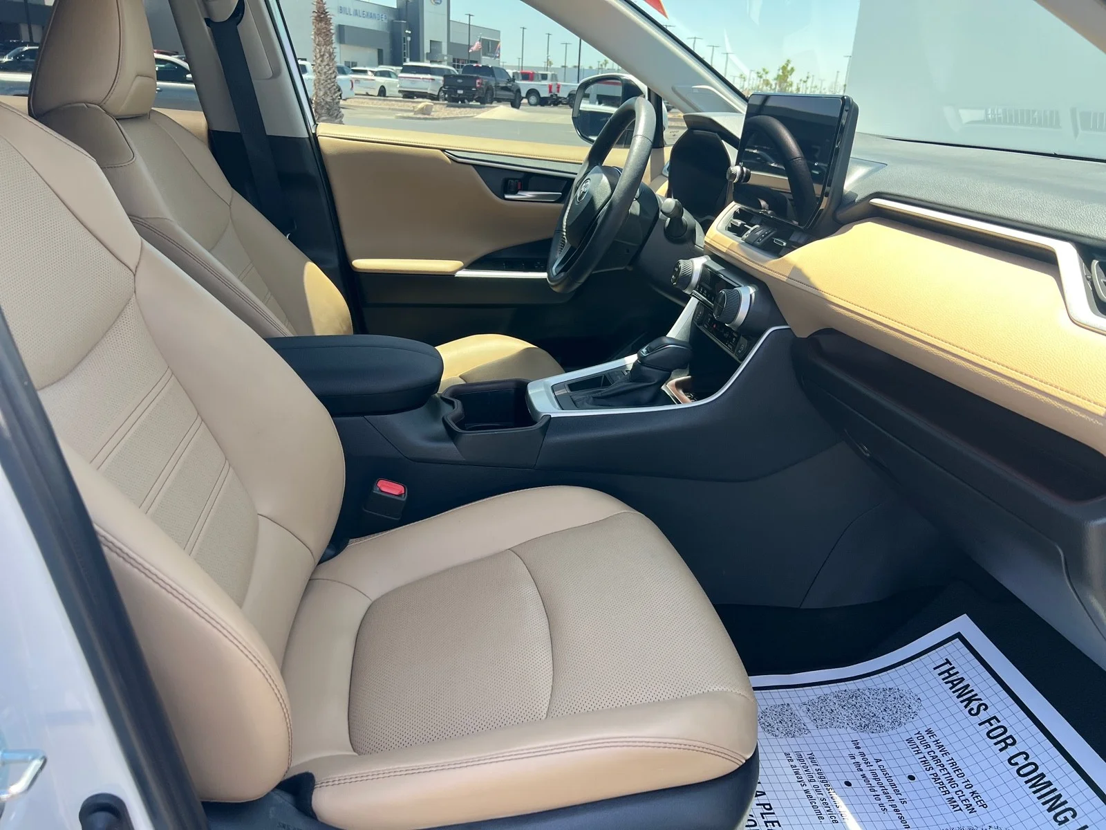 Used 2025 Wind Chill Pearl Toyota Limited image 11