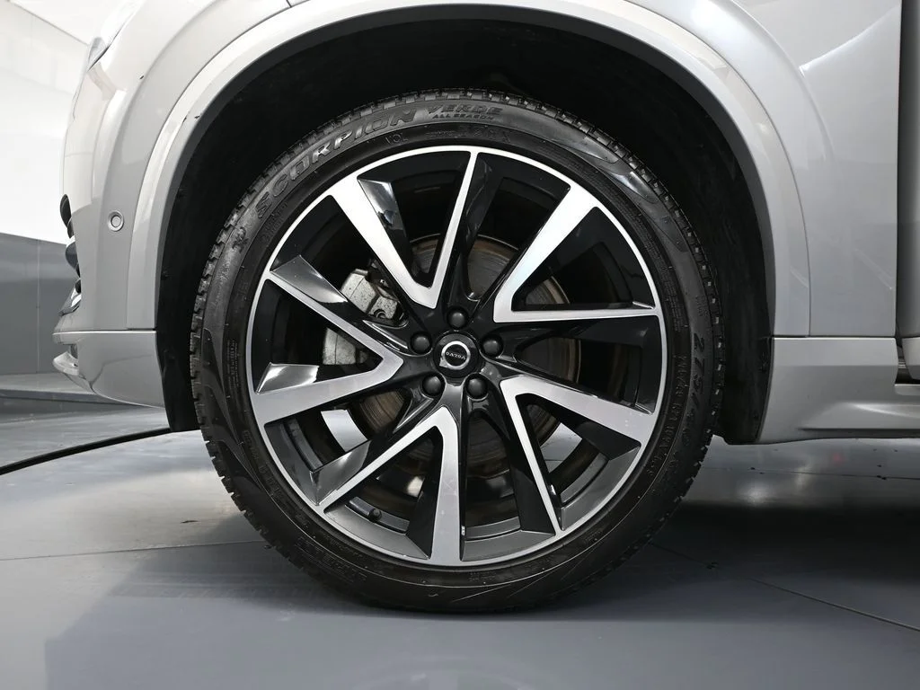 2024 Volvo XC90 Plus - Photo 16