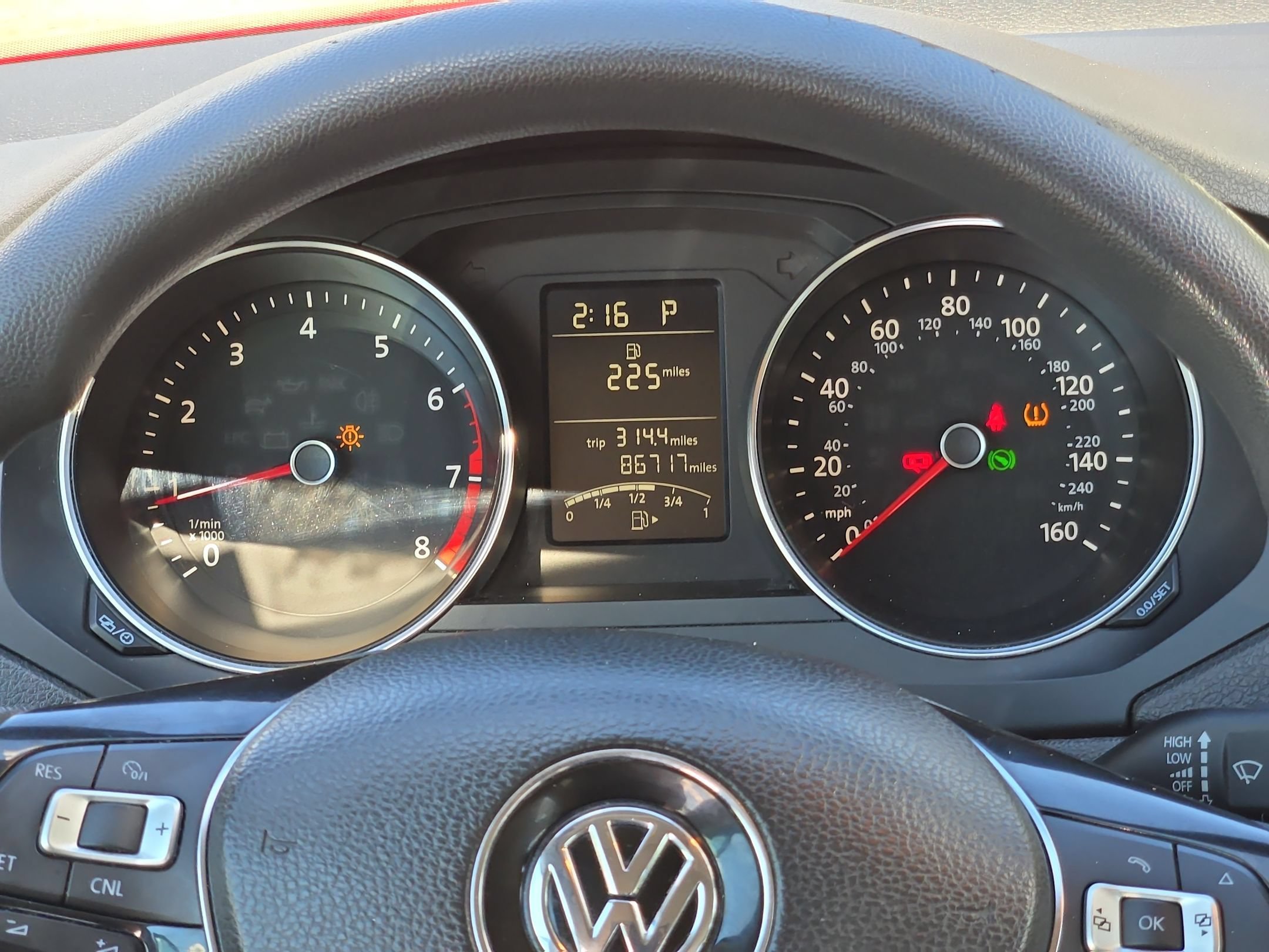 Used 2015  Volkswagen  image 22