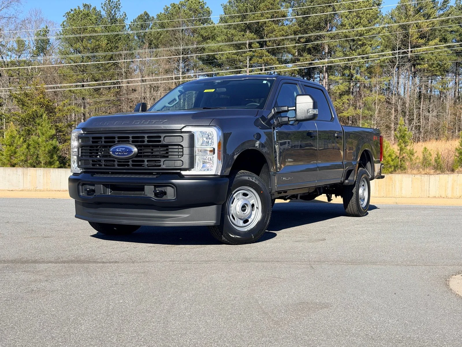 2026 Ford F-250 XL 4x4 Crew Cab 6-3/4' Box's photo