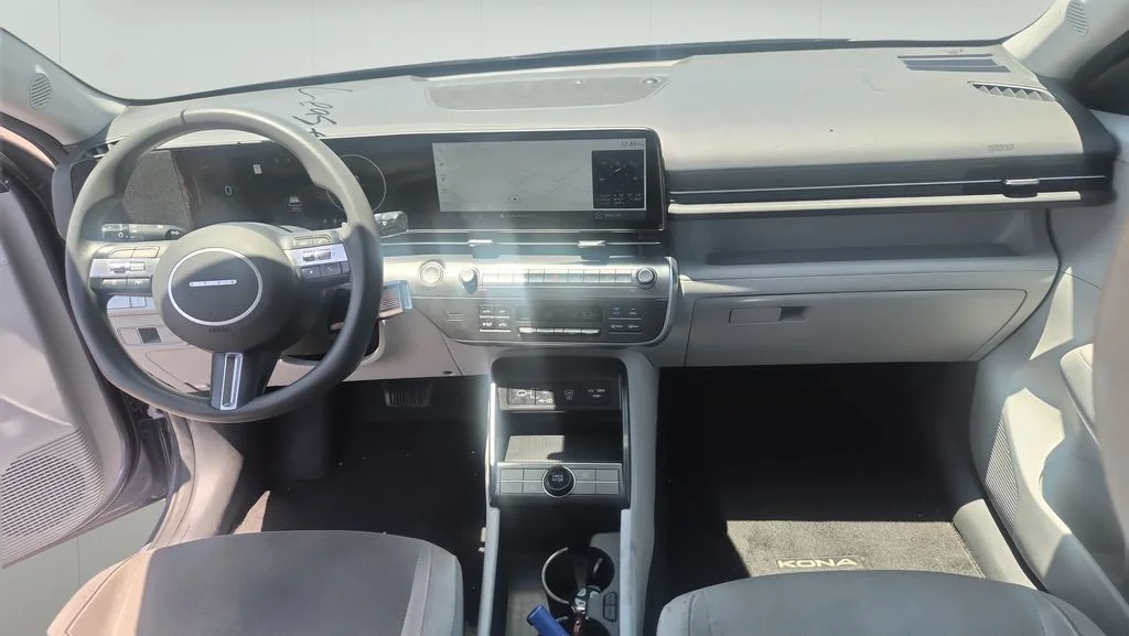 Used 2024 Blue Hyundai SE image 12