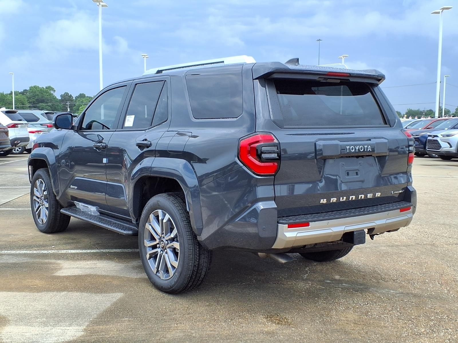 View vehicle photo 2