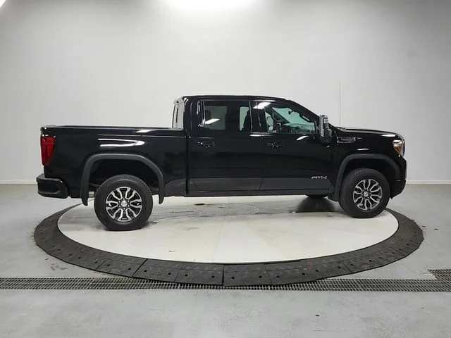 Used 2020 Black GMC AT4 image 9