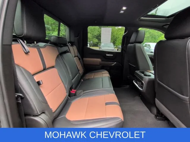 Certified Used 2022 Mosaic Black Metallic Chevrolet High Country image 29