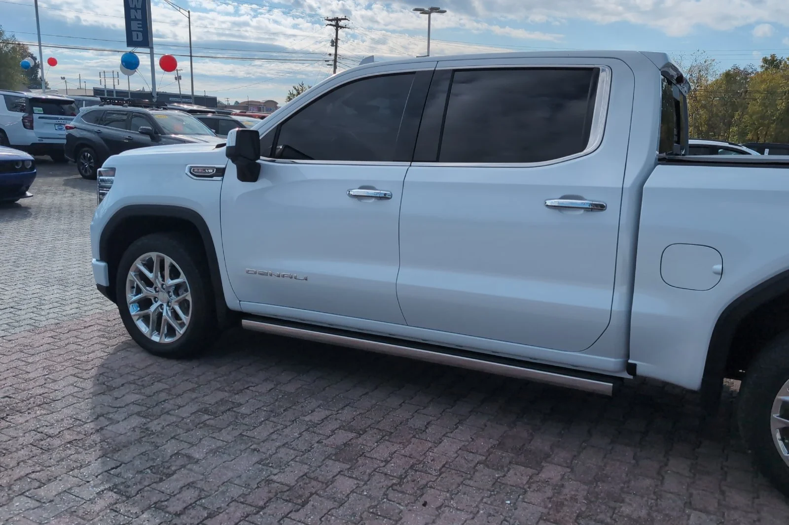 Used 2026 Glacier White Tricoat GMC Denali image 7