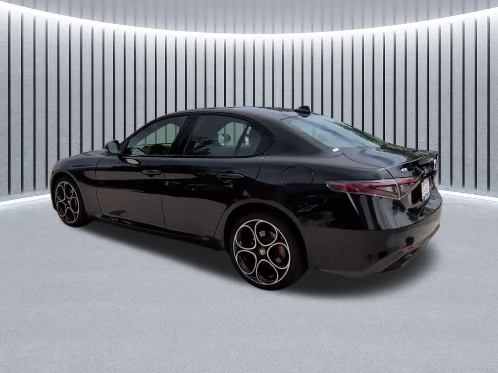 Used 2024 Black Alfa Romeo Veloce image 8