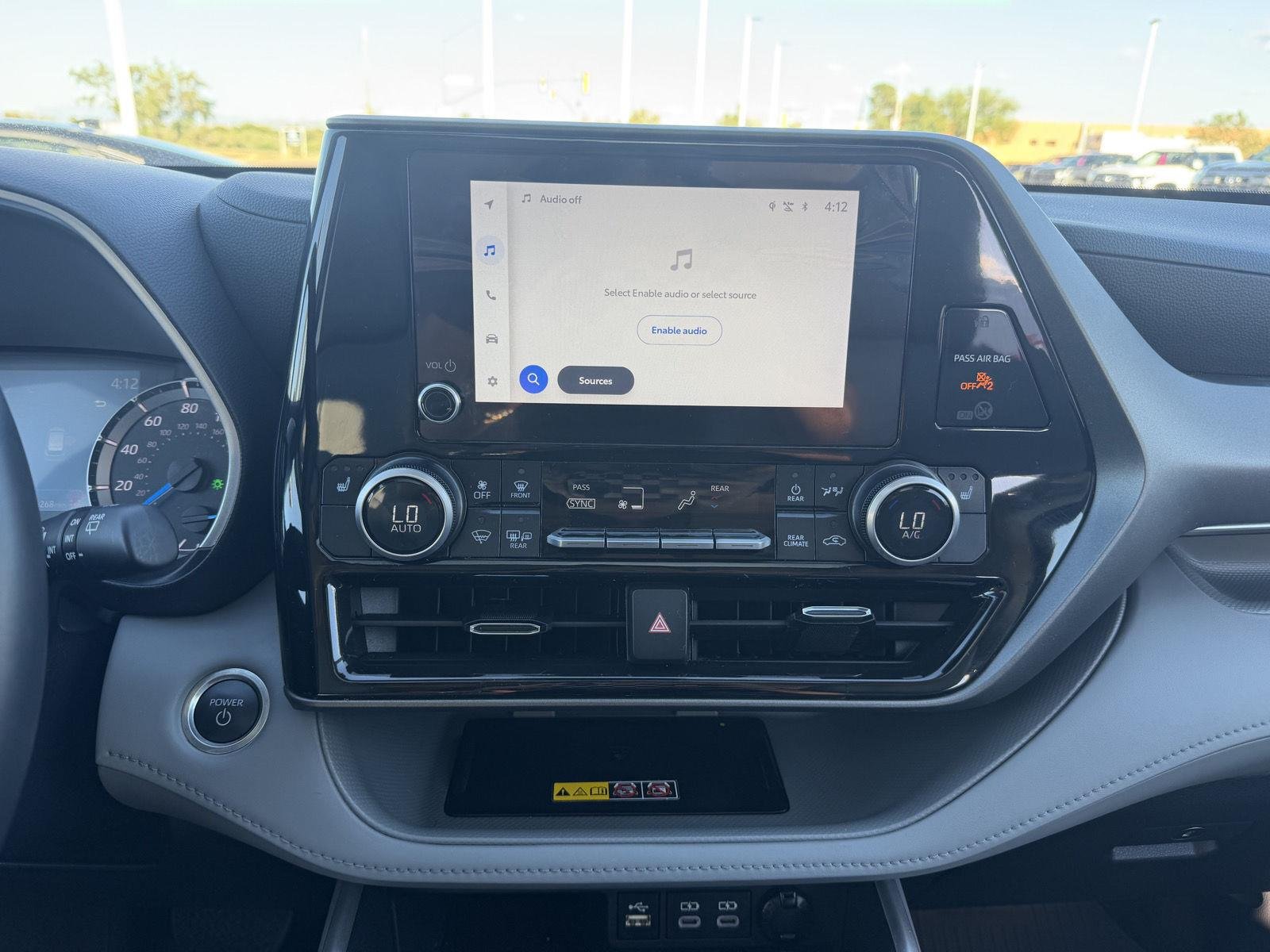 Certified Used 2026 Wind Chill Pearl Toyota XLE image 34