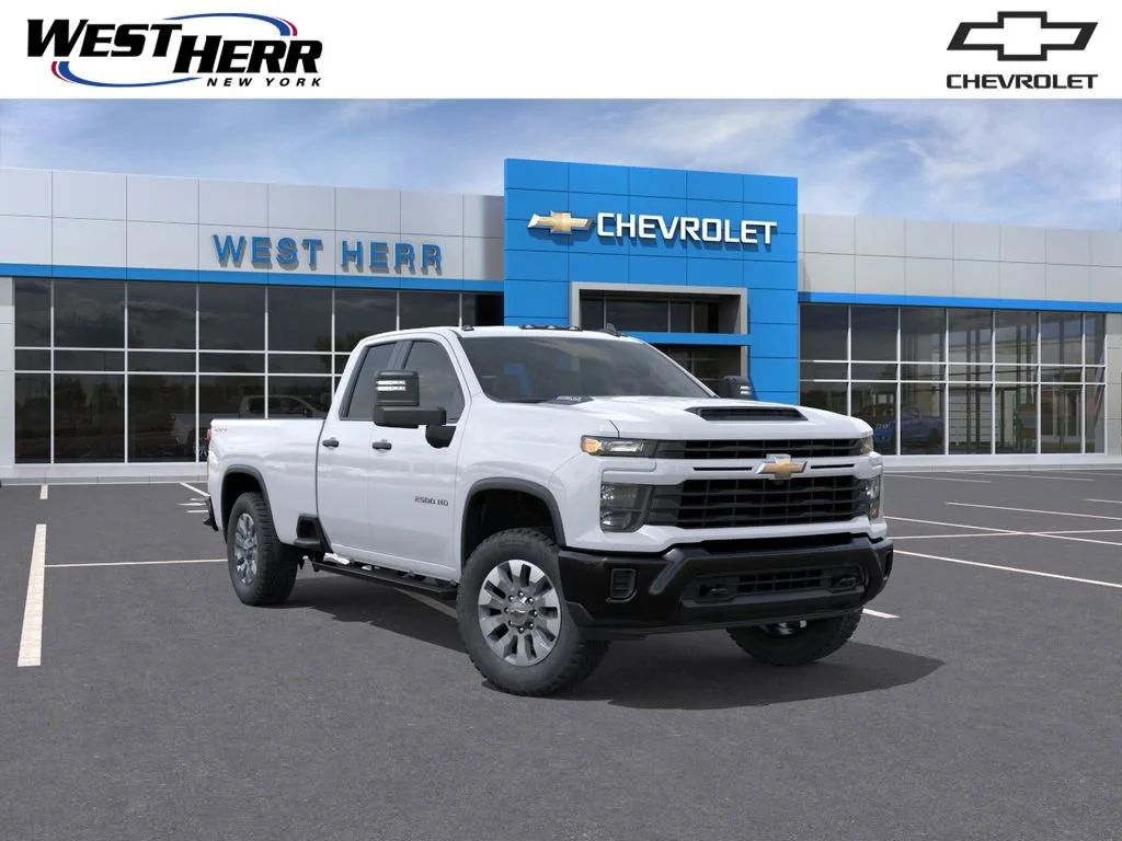 2026 Chevrolet Silverado HD Custom 4WD Double Cab Standard Box's photo