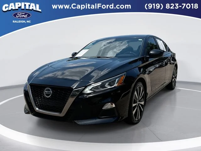Used 2022 Black Nissan 2.5 SR image 1