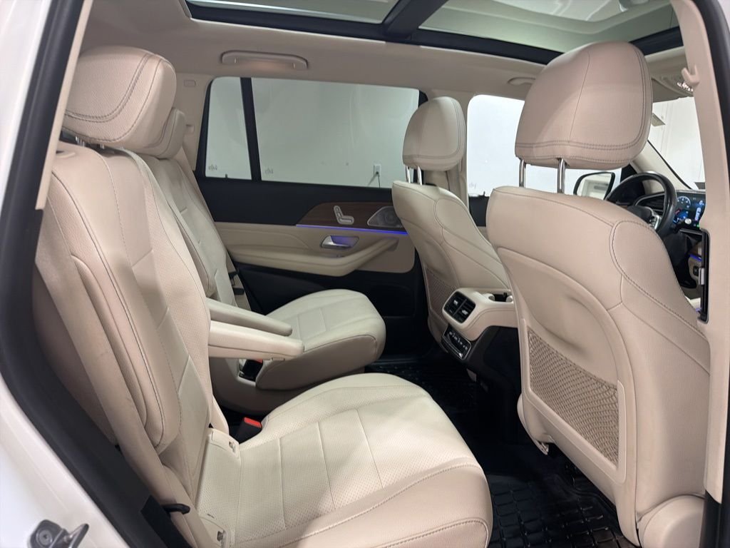 Used 2021 White Mercedes-Benz GLS 450 image 28