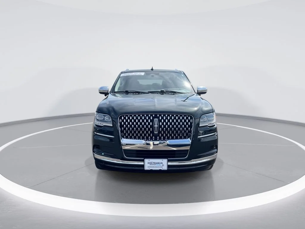 Used 2022 Green Lincoln Black Label image 3