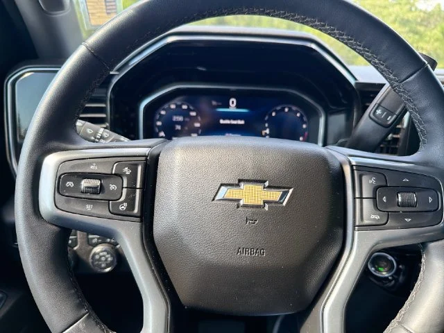 Used 2024 Gray Chevrolet LT image 17