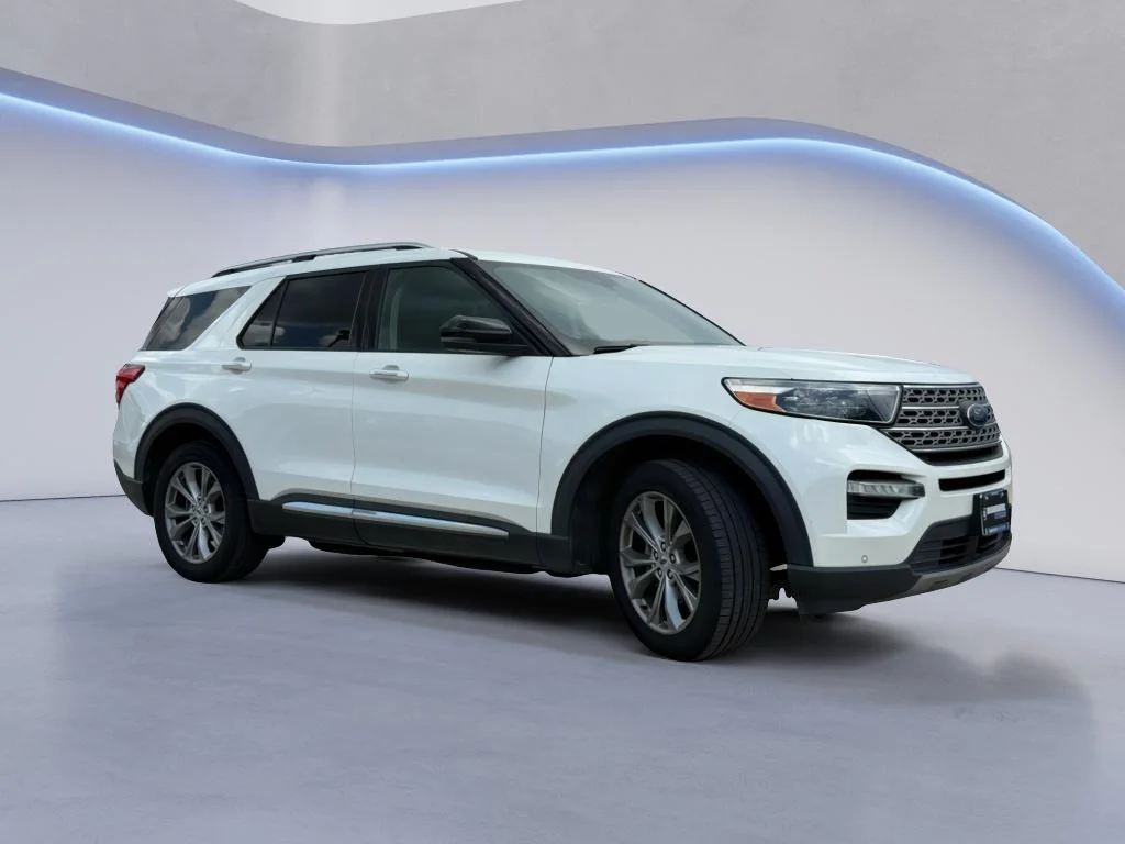 Used 2022 Star White Metallic Tri-Coat Ford Limited image 8