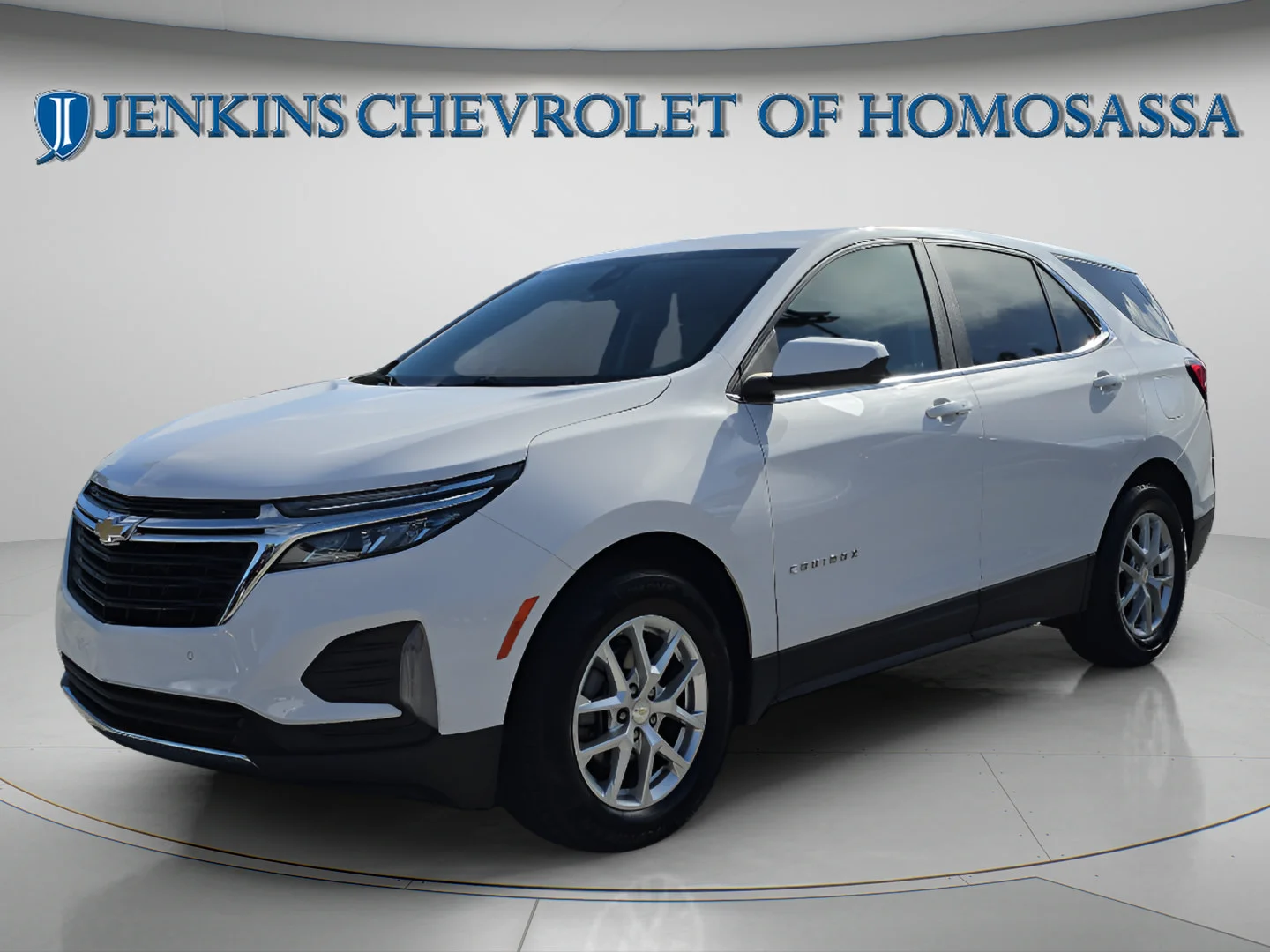 Used 2024 Summit White Chevrolet LT image 10