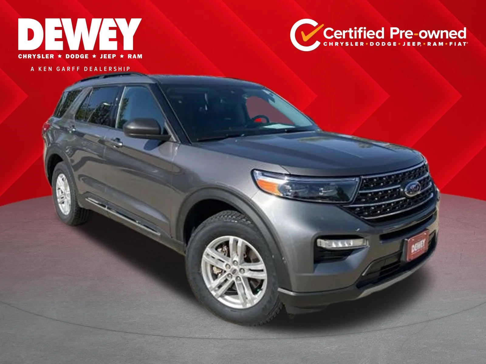 2023 Ford Explorer XLT 4WD's photo