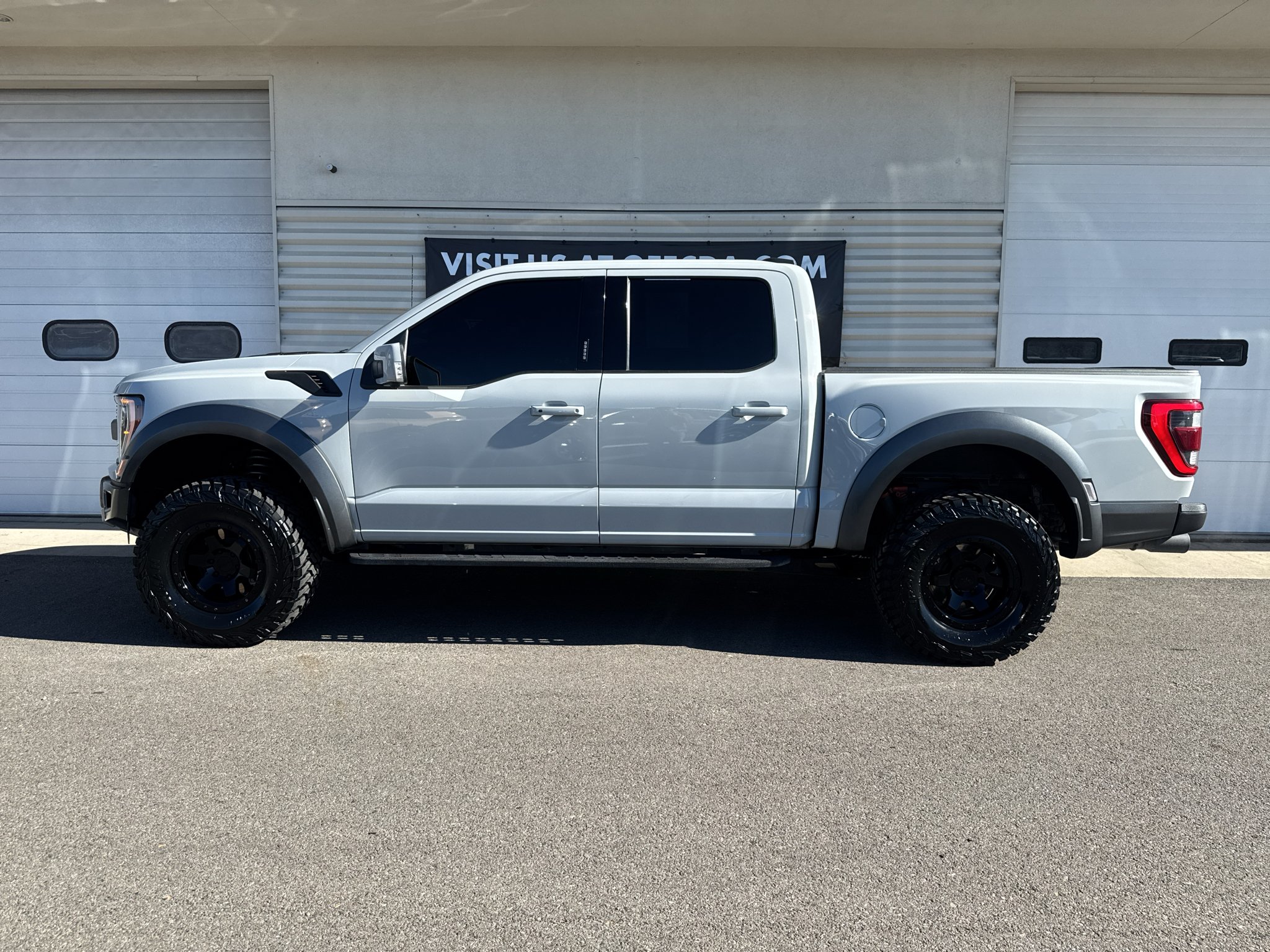 Used 2023 Avalanche Ford Raptor image 7