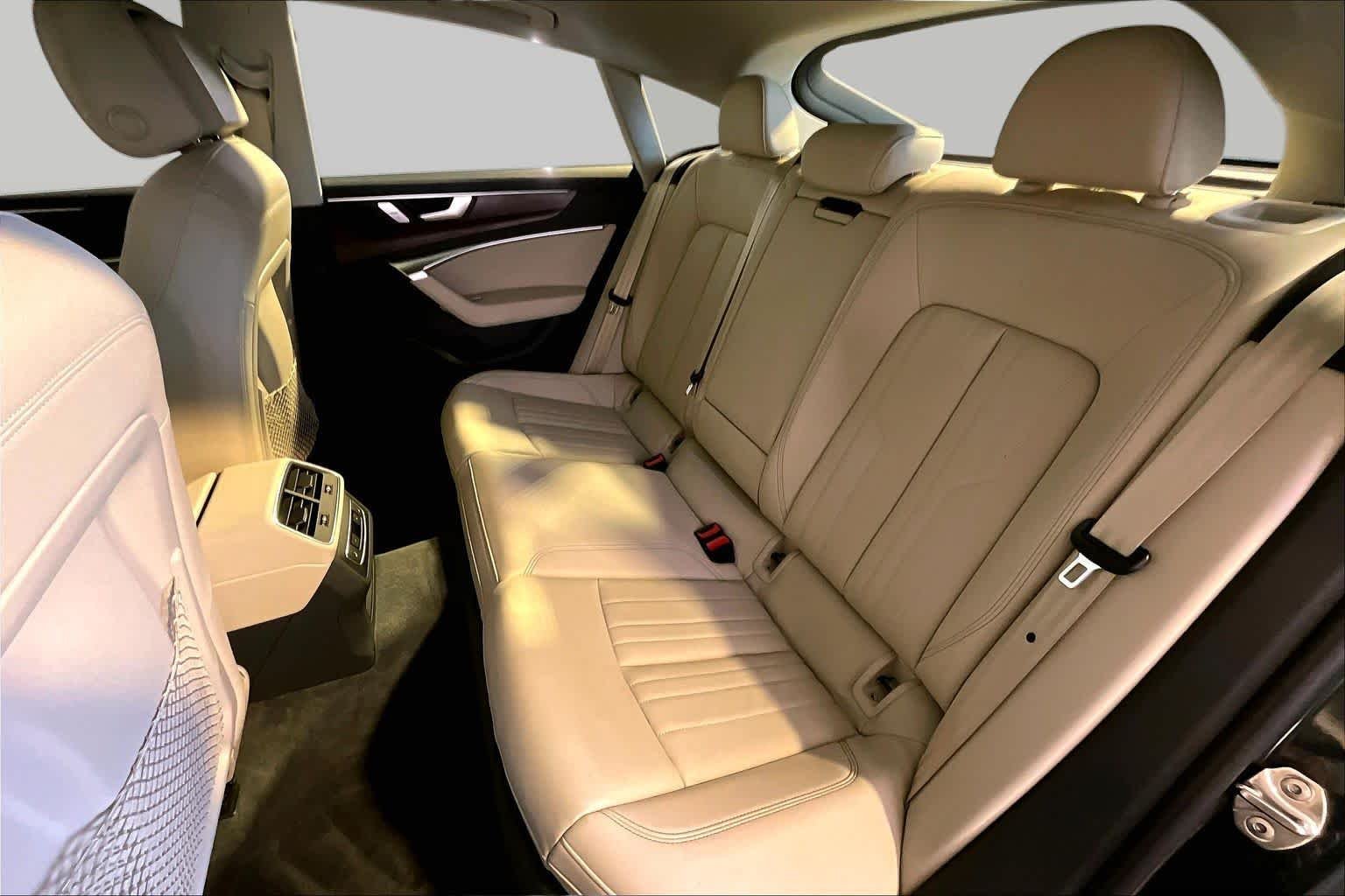 Used 2019 Triton Blue Audi Premium image 21
