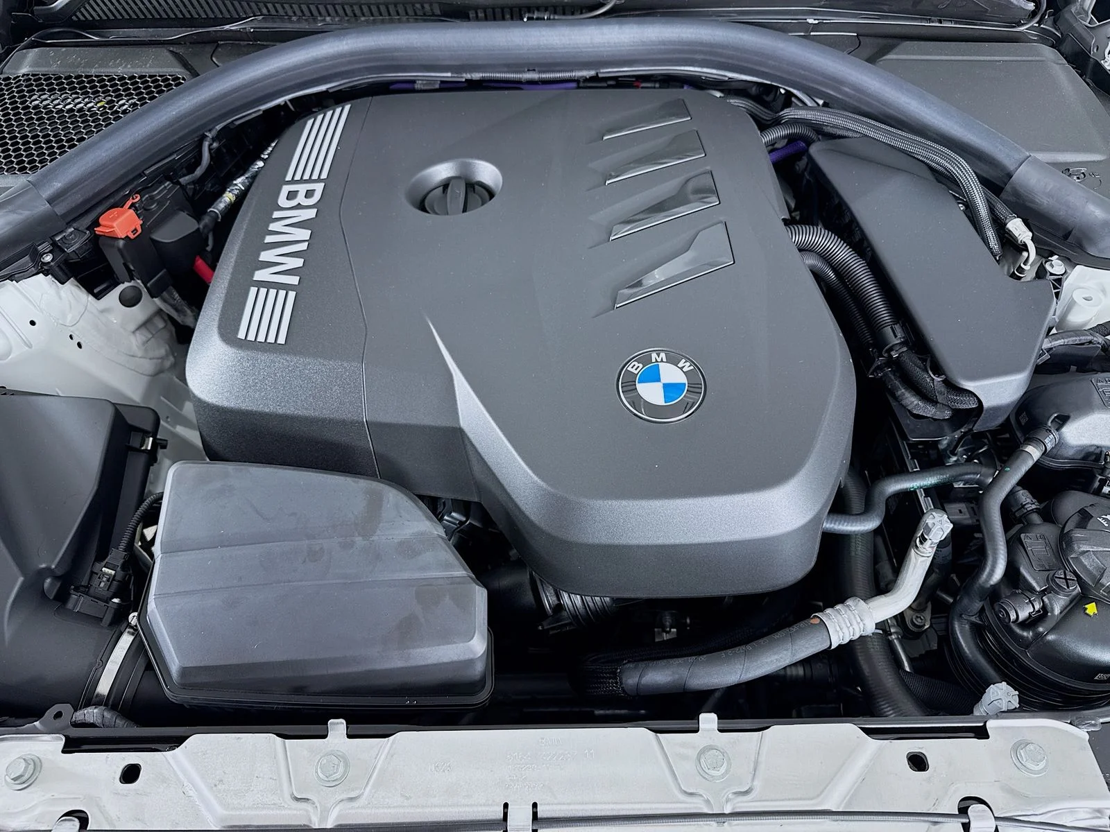 New 2026 Alpine White BMW 330i xDrive image 32