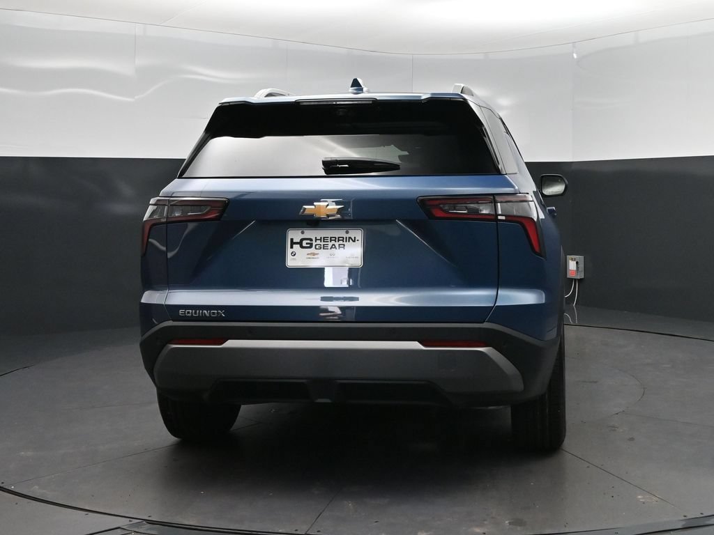 2027 Chevrolet Equinox LT - Photo 6