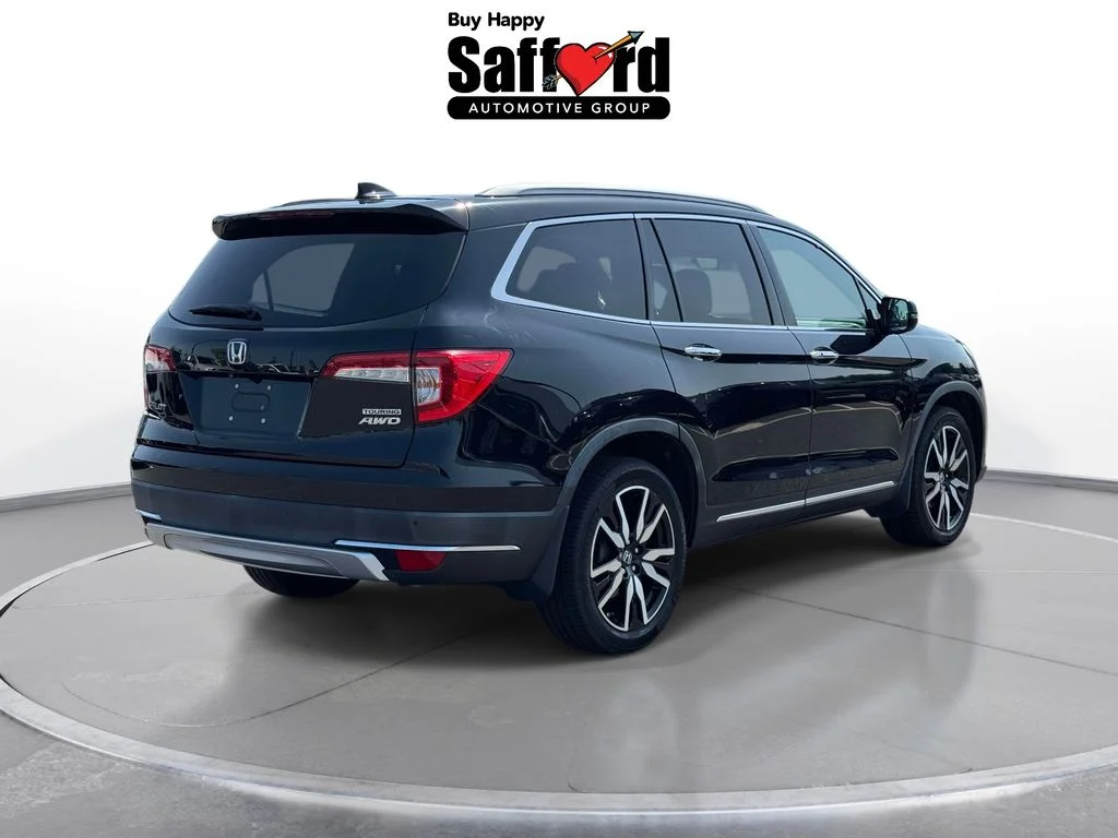 Used 2019  Honda Touring image 9