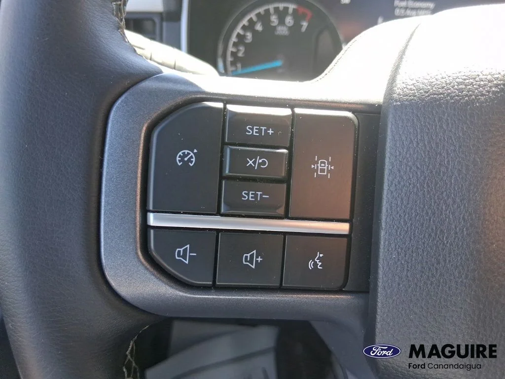 Used 2023 White Ford XLT image 23