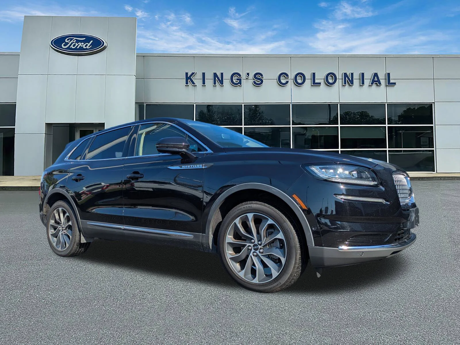 2023 Lincoln Nautilus Reserve FWD's photo