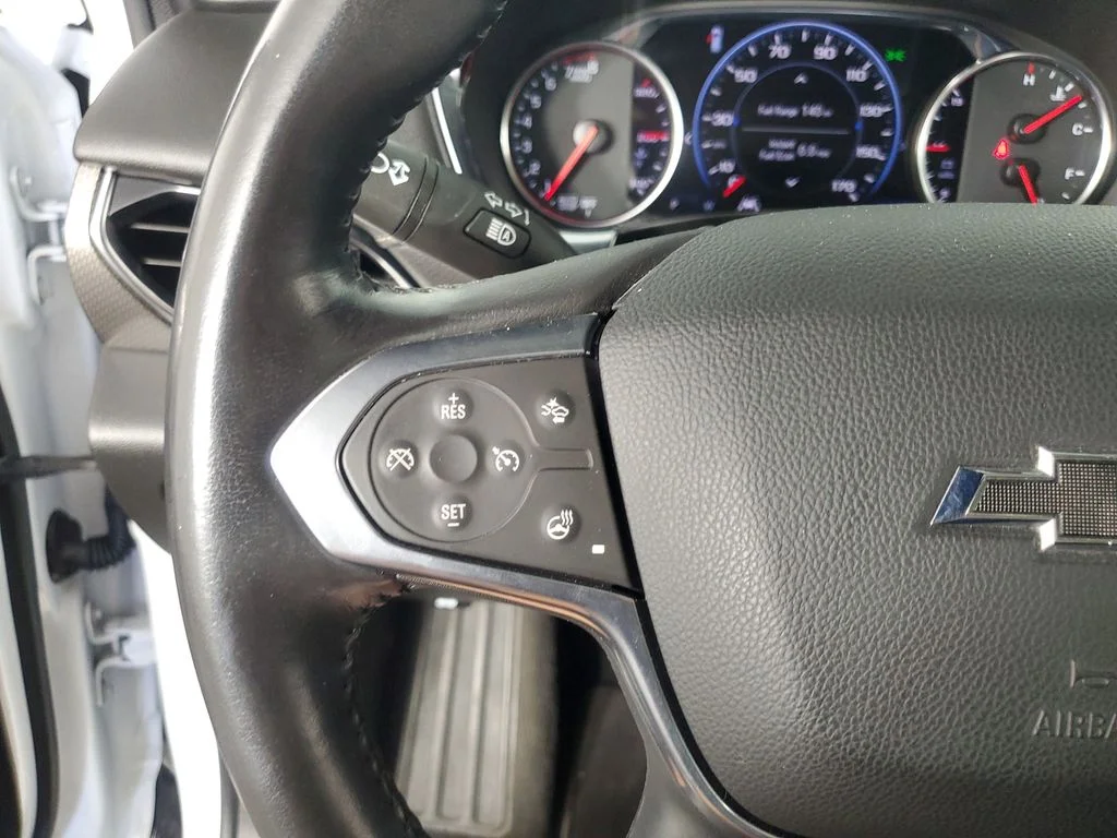 Used 2022 White Chevrolet Premier image 26