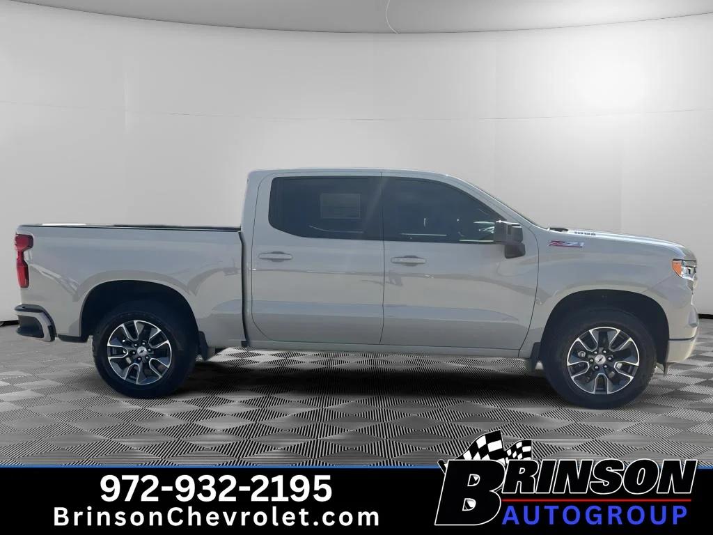 New 2026 White Sands Chevrolet RST image 4