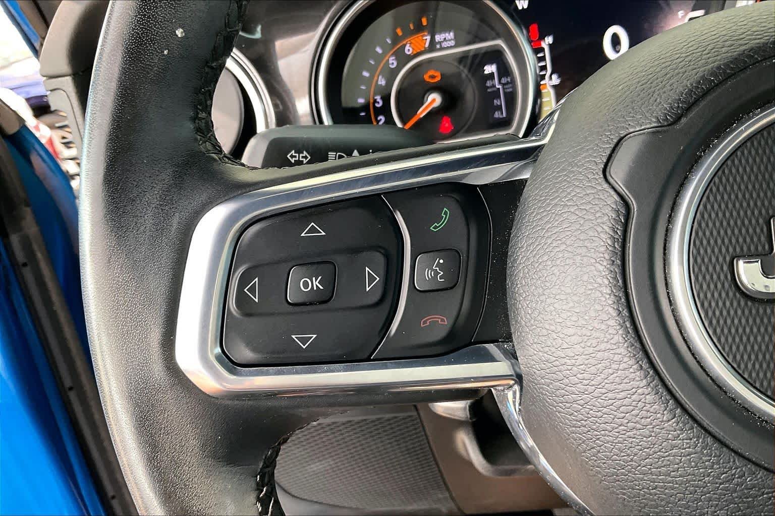 Used 2022 Hydro Blue Pearlcoat Jeep Unlimited Sahara Altitude image 22