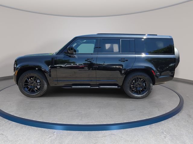New 2026 Santorini Black Land Rover X-Dynamic SE image 8