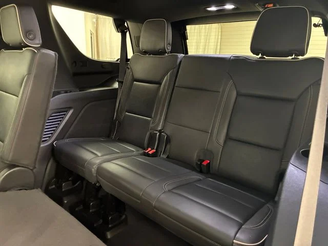 Used 2024 Black GMC SLT image 18