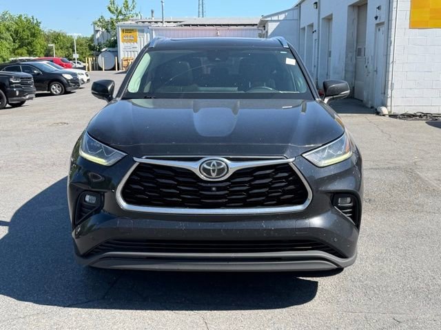 Used 2020 Black Toyota Limited image 2