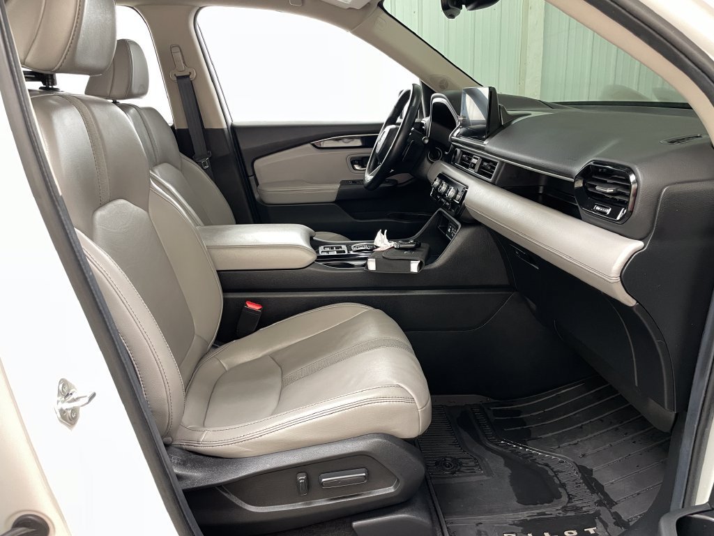 2025 Honda Pilot EX-L - Photo 37
