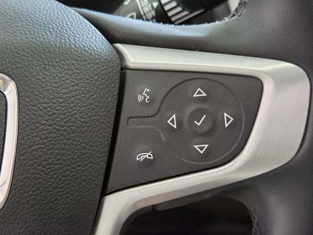 Used 2023 White GMC SLT image 24