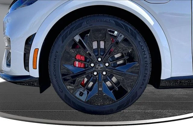 New 2025 Star White Metallic Tri-coat Ford GT image 14