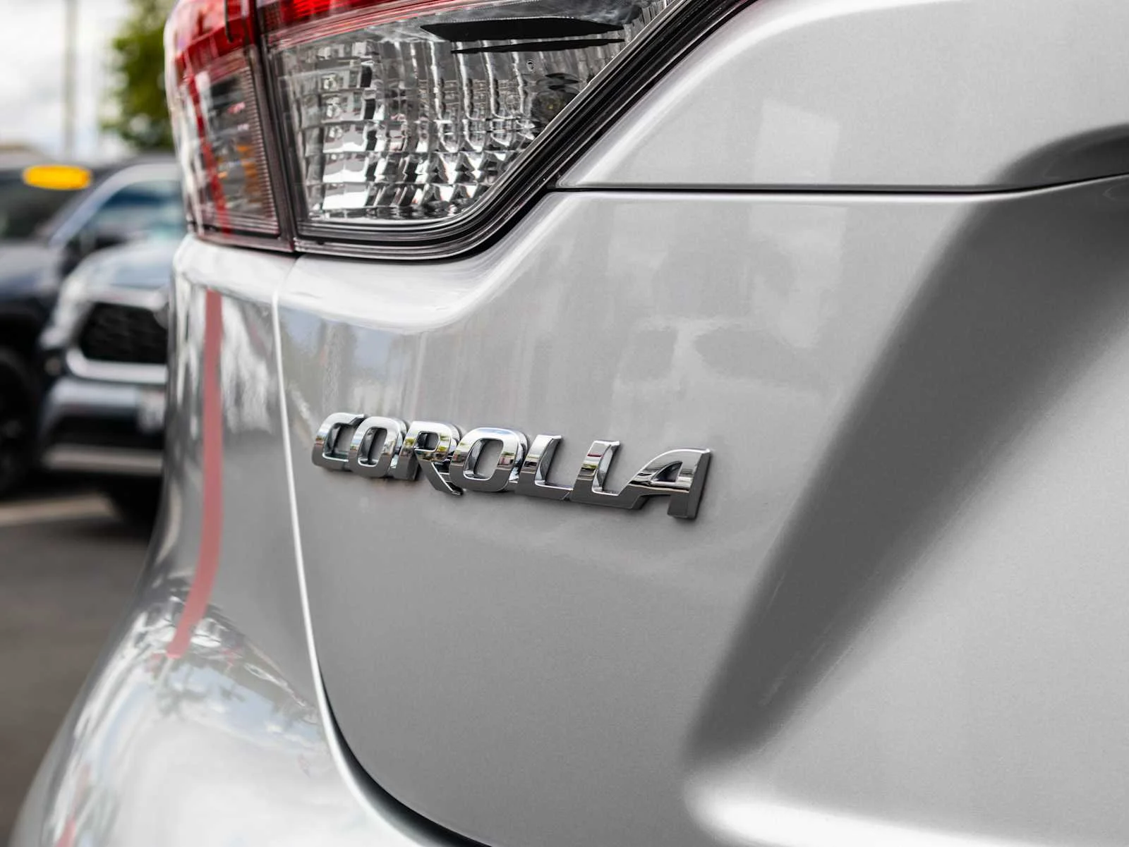 Certified Used 2026 Classic Silver Metallic Toyota SE image 11
