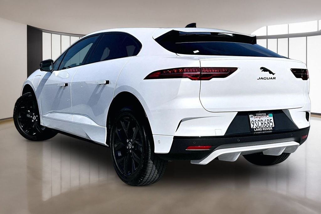 Used 2024 Beige Jaguar HSE image 4