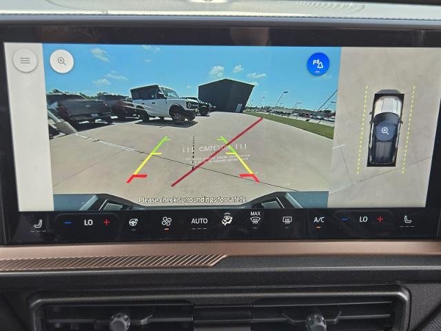 New 2026 Shadow Black Ford Outer Banks® image 32
