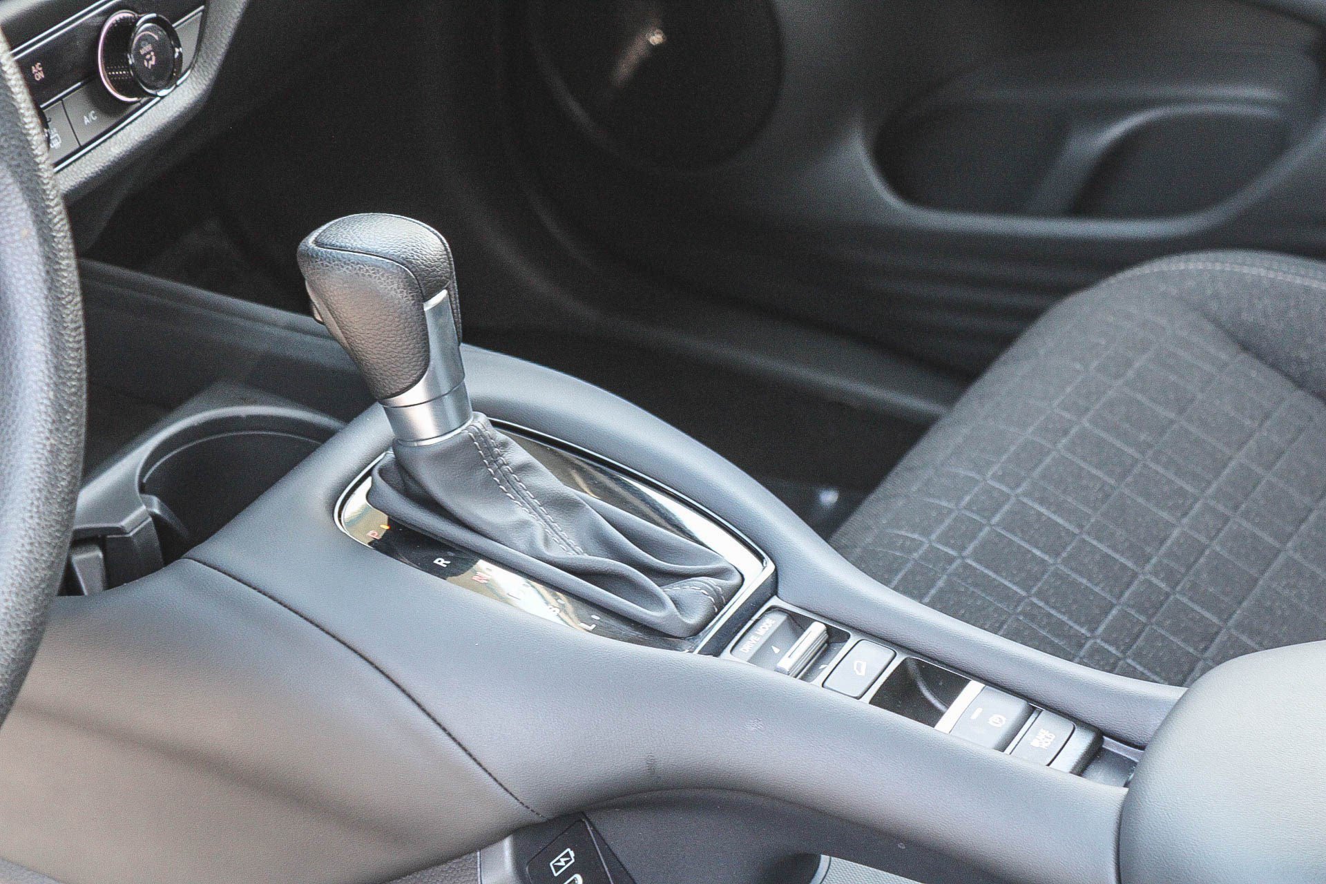 2024 Honda HR-V LX - Photo 20